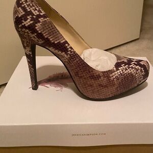 JESSICA SIMPSON - PARISAH HEELS